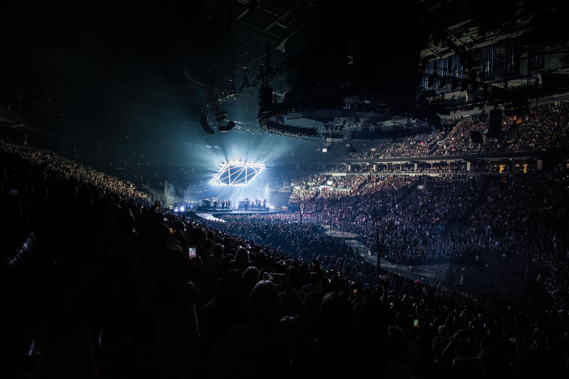 Is the Bon Jovi pop-up experience Worth Your Time?