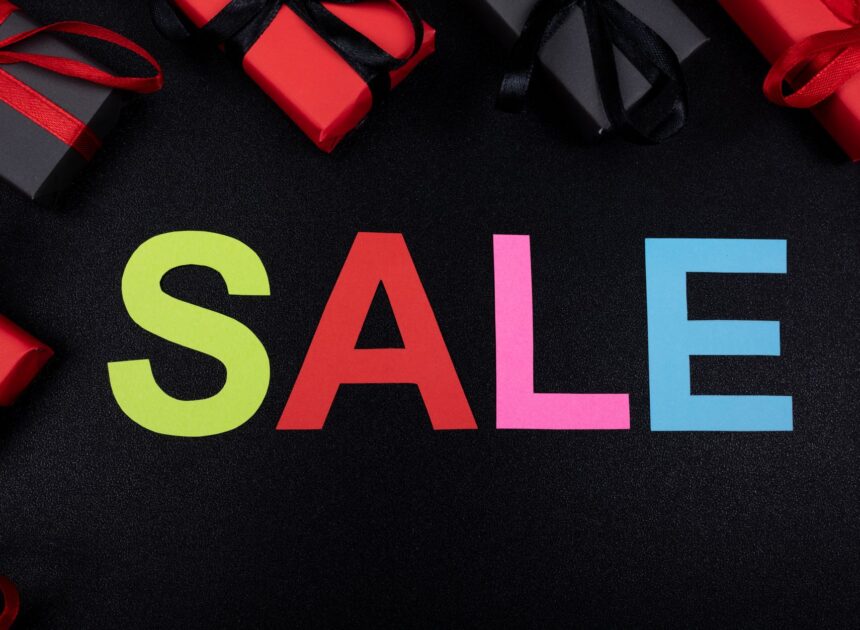 E-commerce festive sales: Record Rs 24,000 crore in two days